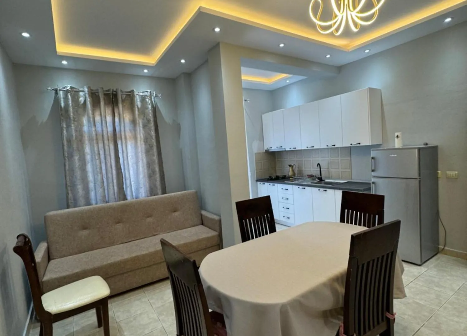 Hotel Dragoi Velipojë