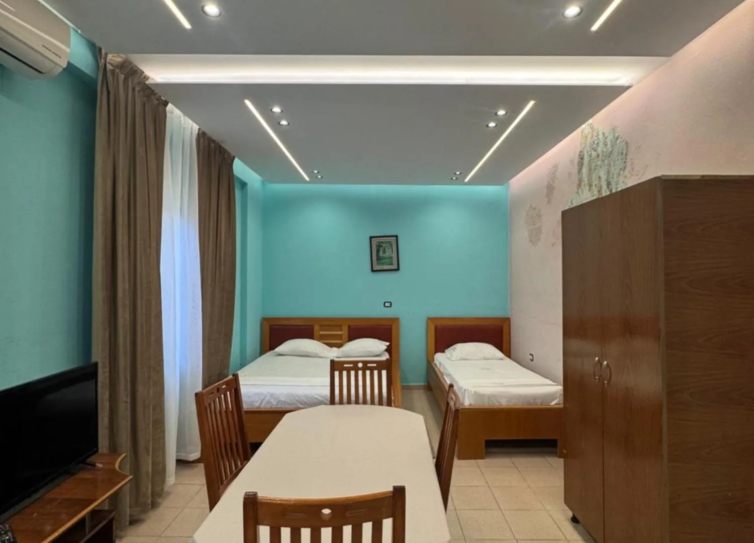 Hotel Dragoi Velipojë 3*,  Albania