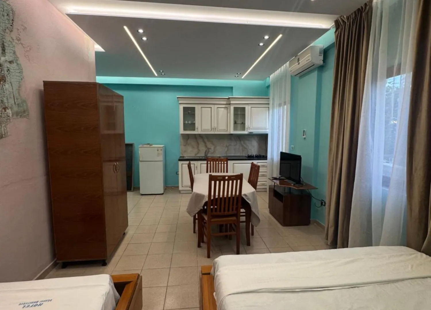 Hotel Dragoi Velipojë