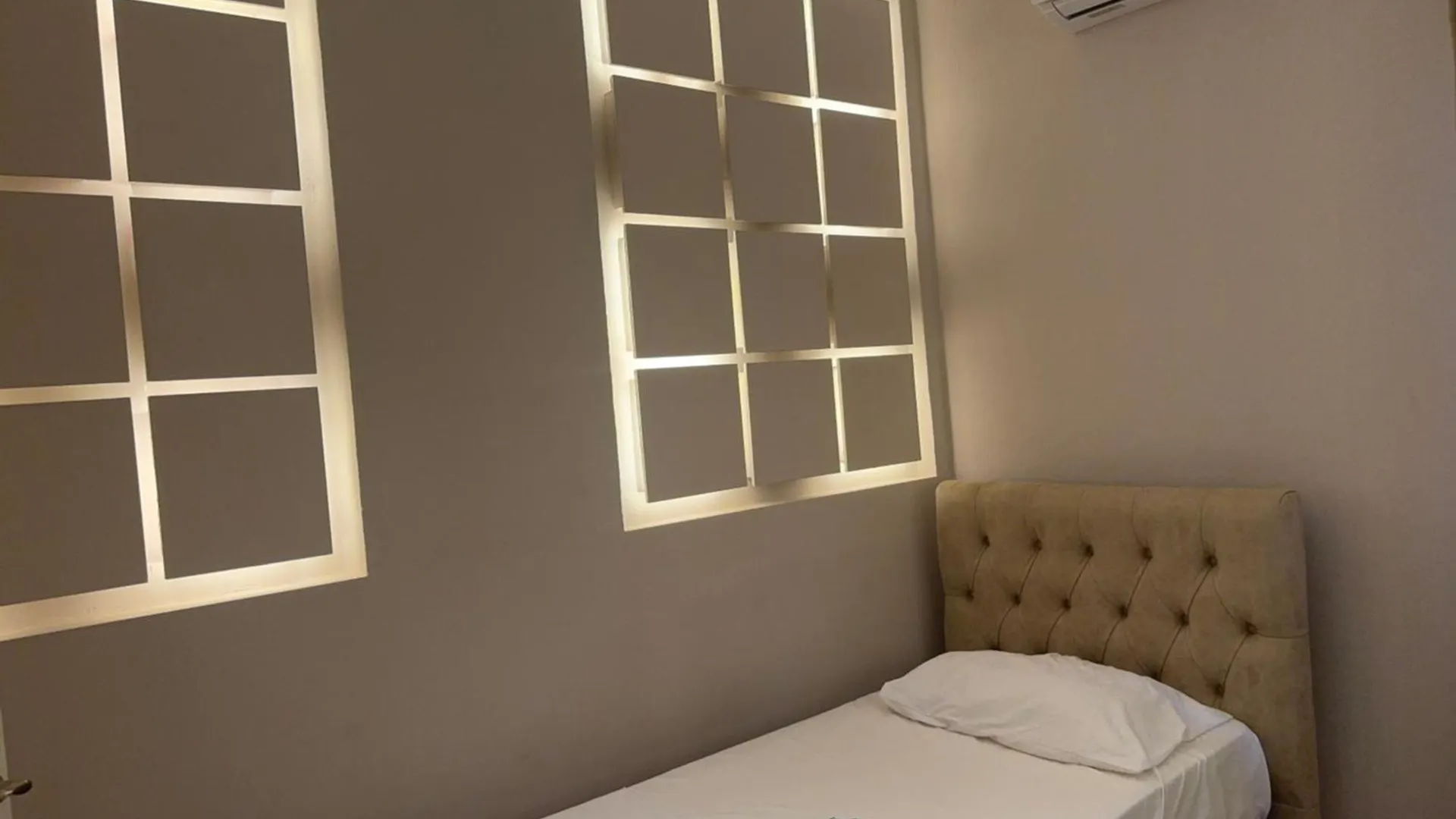 Hotel Dragoi Velipojë 3*,  Αλβανία
